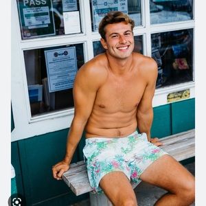 Skatie Nick Swim Short in Poipu XL pockets